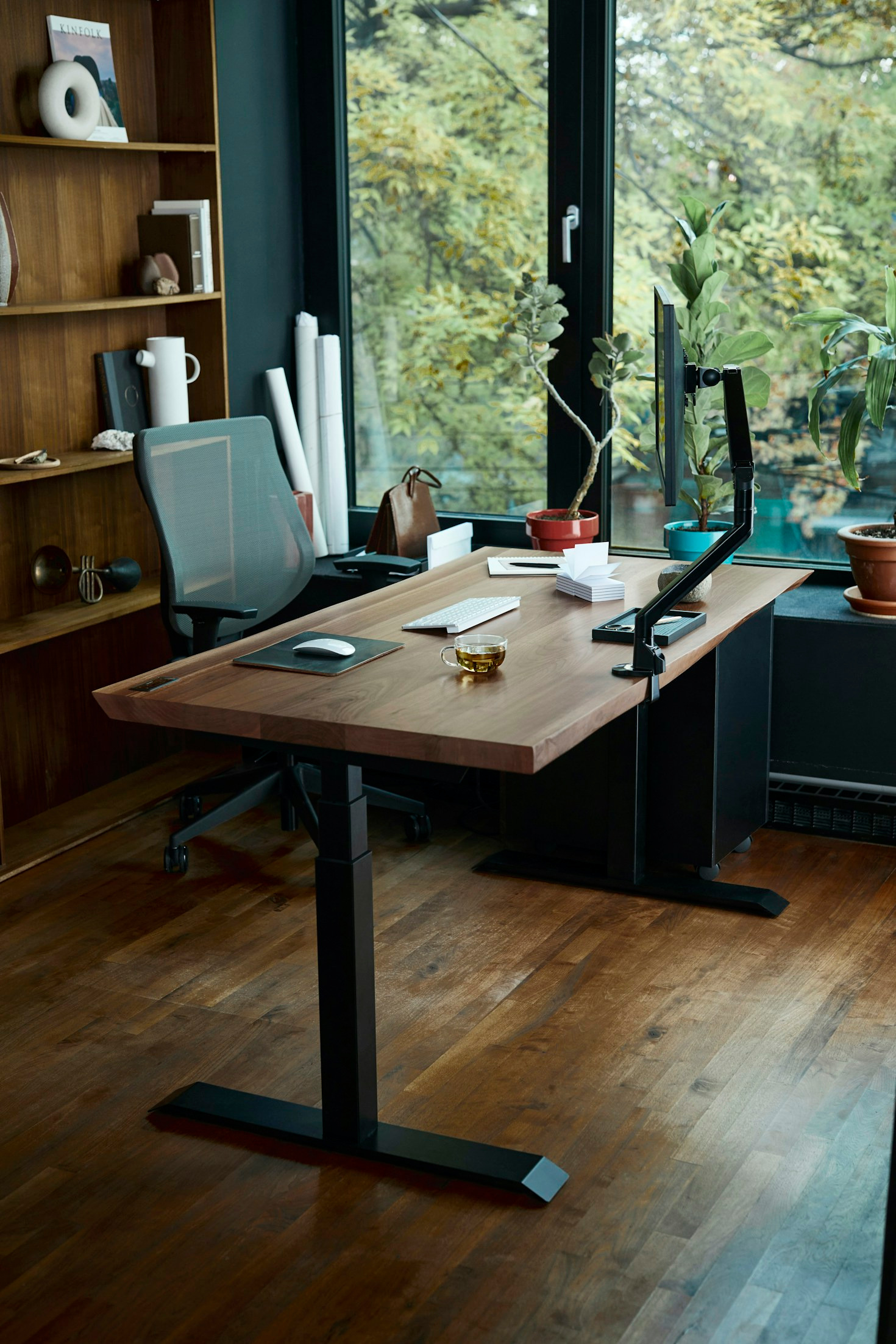 Choosing the Best Desk Chair for Long Workdays